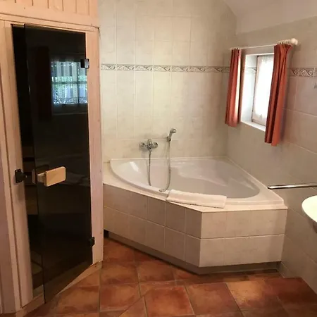 Ferienhaus Leuchtturmhaus By Strandgut Born